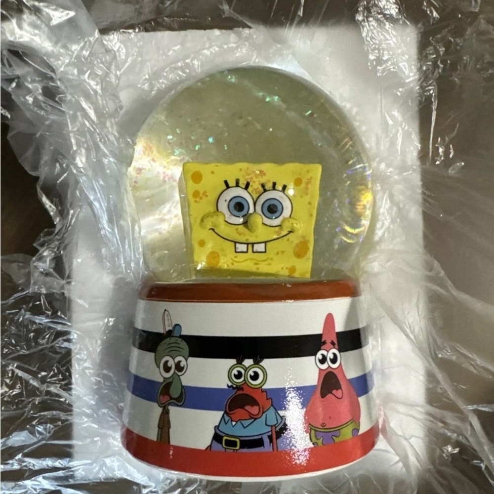 SPONGE BOB SQUAREPANTS  SNOW  GLOBE SPONGE BOB GLOBE NEW - Picture 6 of 11